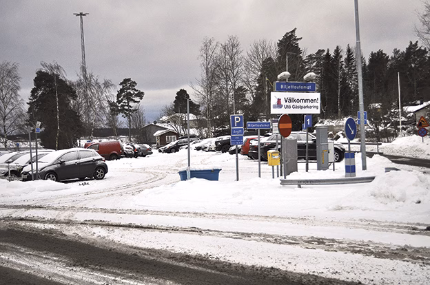 Ny parkering blev hälften så stor
