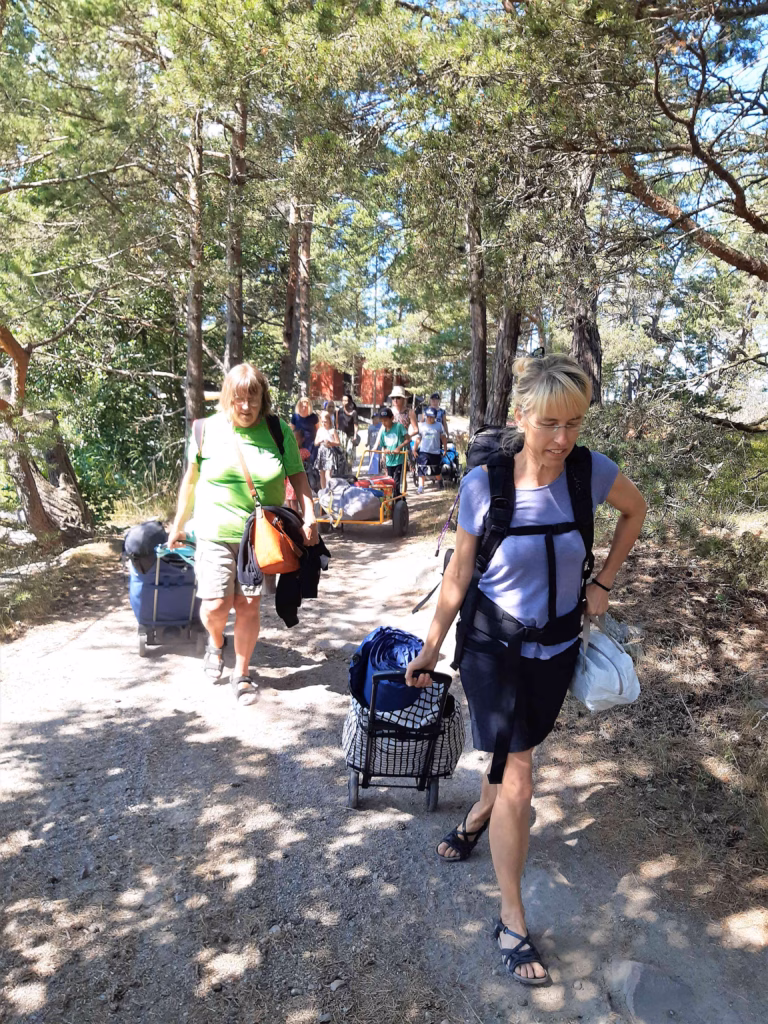 Makalösa familjeäventyr på Fjärdlång